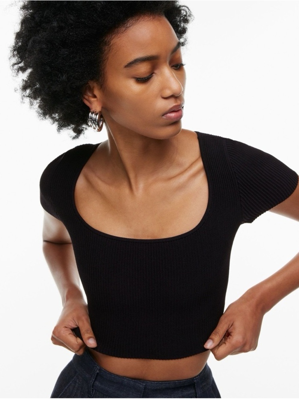 Aritzia babaton scoop neck crop top